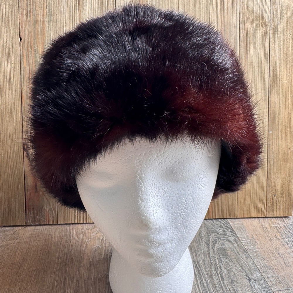 Vintage Mahogany Fur Pillbox Hat Brown Red Winter Glam Round Cap Quilted Lining